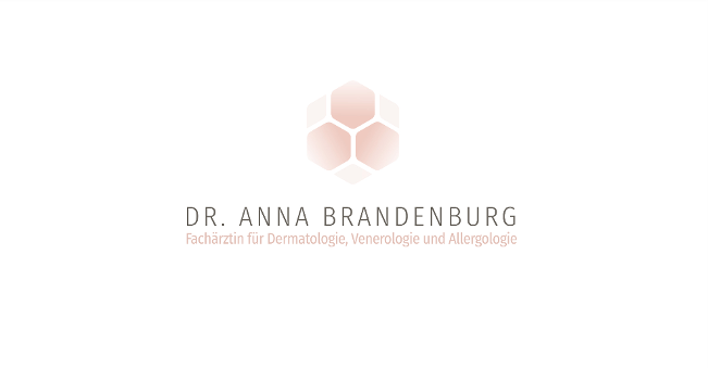 Logo Dermatologische Privatpraxis Dr. med. Anna Brandenburg Hamburg Harvestehude Copyright for Doc Tattooentfernung 2025