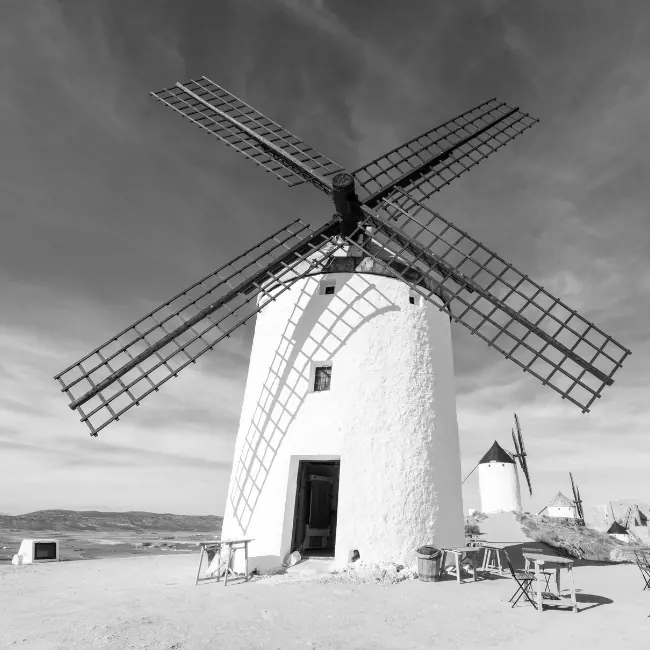 Tattooentfernung in Spanien Windmühle Foto Copyright herraez Getty Images Pro canva Doc-Tattooentfernung 2026