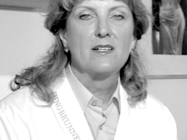 Dr. -medic (RO) Alina Fratila